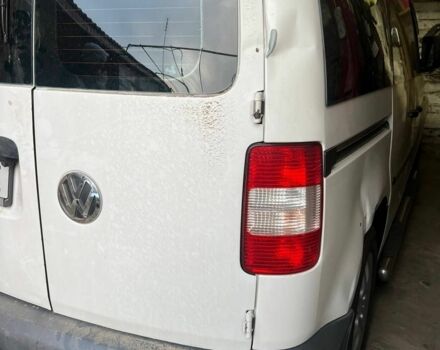 Белый Фольксваген Кадди, объемом двигателя 2 л и пробегом 385 тыс. км за 4500 $, фото 2 на Automoto.ua