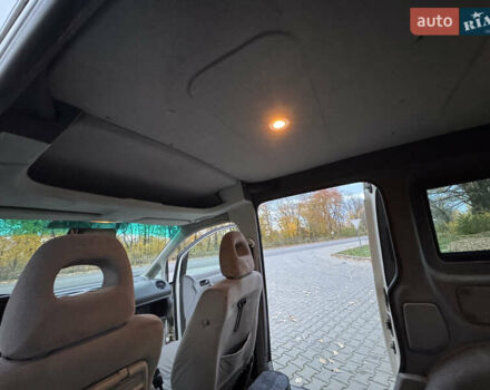 Білий Фольксваген Кадді, об'ємом двигуна 1.97 л та пробігом 462 тис. км за 5650 $, фото 19 на Automoto.ua