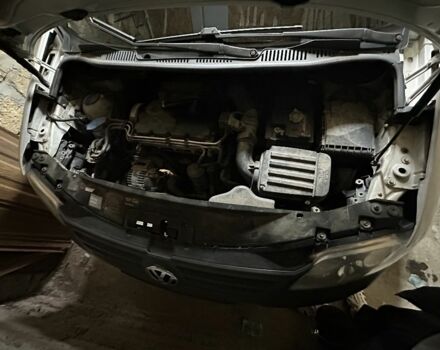 Белый Фольксваген Кадди, объемом двигателя 2 л и пробегом 385 тыс. км за 4500 $, фото 6 на Automoto.ua