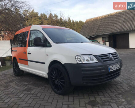 Белый Фольксваген Кадди, объемом двигателя 1.97 л и пробегом 170 тыс. км за 6200 $, фото 2 на Automoto.ua