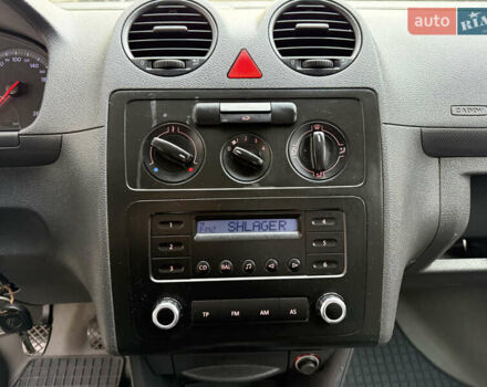 Фольксваген Кадди 2007 в Тернополе на Automoto.ua Белый Фольксваген Кадди, объемом двигателя 2 л и пробегом 257 тыс. км за 5799 $, фото 36 на Automoto.ua