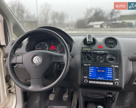 Білий Фольксваген Кадді, об'ємом двигуна 1.9 л та пробігом 280 тис. км за 6299 $, фото 24 на Automoto.ua
