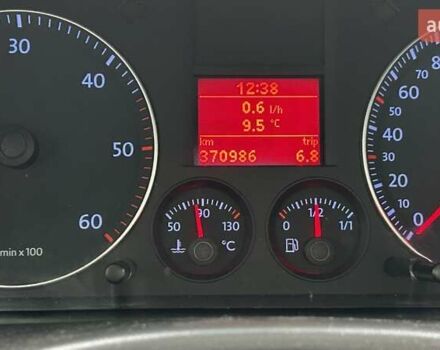 Білий Фольксваген Кадді, об'ємом двигуна 1.97 л та пробігом 370 тис. км за 7000 $, фото 28 на Automoto.ua