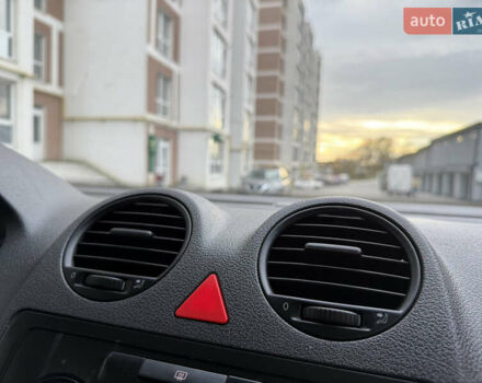 Фольксваген Кадди 2007 в Тернополе на Automoto.ua Белый Фольксваген Кадди, объемом двигателя 2 л и пробегом 257 тыс. км за 5799 $, фото 44 на Automoto.ua