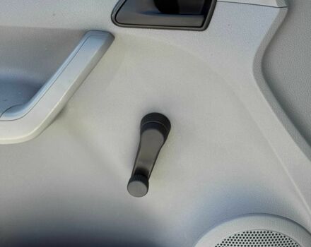 Білий Фольксваген Кадді, об'ємом двигуна 2 л та пробігом 181 тис. км за 5300 $, фото 12 на Automoto.ua