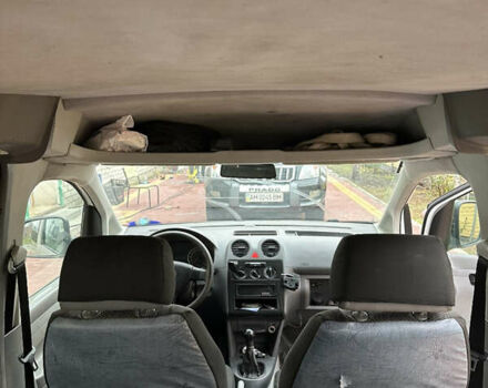 Білий Фольксваген Кадді, об'ємом двигуна 1.98 л та пробігом 388 тис. км за 5500 $, фото 9 на Automoto.ua