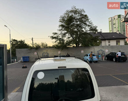 Белый Фольксваген Кадди, объемом двигателя 2 л и пробегом 250 тыс. км за 6500 $, фото 32 на Automoto.ua