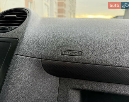 Фольксваген Кадди 2007 в Тернополе на Automoto.ua Белый Фольксваген Кадди, объемом двигателя 2 л и пробегом 257 тыс. км за 5799 $, фото 42 на Automoto.ua