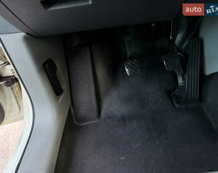 Белый Фольксваген Кадди, объемом двигателя 2 л и пробегом 250 тыс. км за 6500 $, фото 30 на Automoto.ua