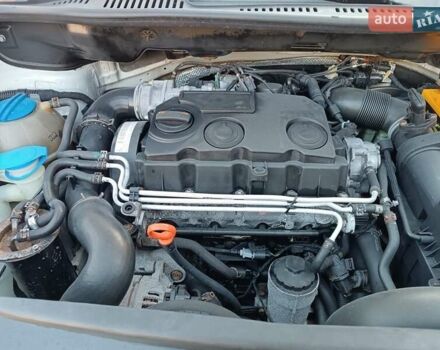 Белый Фольксваген Кадди, объемом двигателя 1.9 л и пробегом 348 тыс. км за 5100 $, фото 6 на Automoto.ua