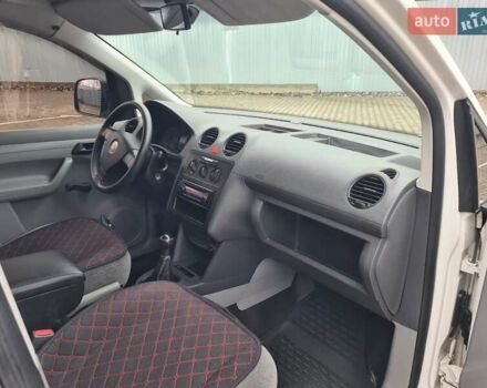 Белый Фольксваген Кадди, объемом двигателя 1.97 л и пробегом 257 тыс. км за 5300 $, фото 25 на Automoto.ua