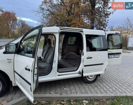 Білий Фольксваген Кадді, об'ємом двигуна 1.97 л та пробігом 462 тис. км за 5650 $, фото 10 на Automoto.ua