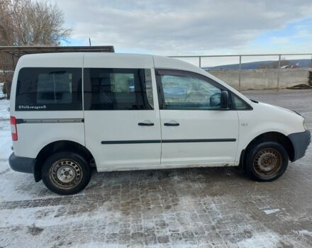 Белый Фольксваген Кадди, объемом двигателя 1.9 л и пробегом 352 тыс. км за 4800 $, фото 5 на Automoto.ua