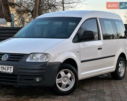 Белый Фольксваген Кадди, объемом двигателя 1.9 л и пробегом 240 тыс. км за 5200 $, фото 1 на Automoto.ua