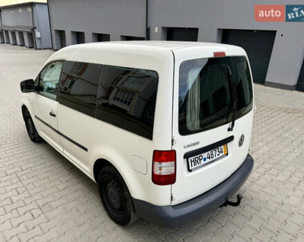 Фольксваген Кадди 2007 в Тернополе на Automoto.ua Белый Фольксваген Кадди, объемом двигателя 2 л и пробегом 257 тыс. км за 5799 $, фото 17 на Automoto.ua