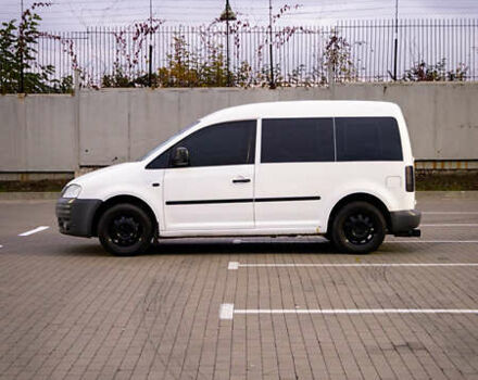 Белый Фольксваген Кадди, объемом двигателя 1.9 л и пробегом 273 тыс. км за 7000 $, фото 4 на Automoto.ua