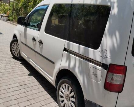 Белый Фольксваген Кадди, объемом двигателя 1.9 л и пробегом 365 тыс. км за 6000 $, фото 5 на Automoto.ua