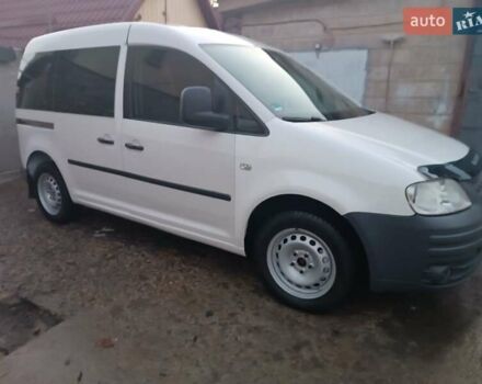 Белый Фольксваген Кадди, объемом двигателя 1.9 л и пробегом 348 тыс. км за 5100 $, фото 1 на Automoto.ua