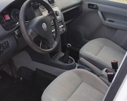 Белый Фольксваген Кадди, объемом двигателя 1.9 л и пробегом 288 тыс. км за 7300 $, фото 10 на Automoto.ua