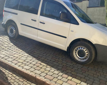 Белый Фольксваген Кадди, объемом двигателя 1.97 л и пробегом 320 тыс. км за 5300 $, фото 1 на Automoto.ua