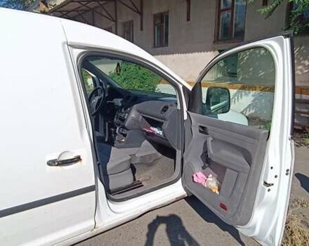 Белый Фольксваген Кадди, объемом двигателя 1.4 л и пробегом 395 тыс. км за 4800 $, фото 25 на Automoto.ua