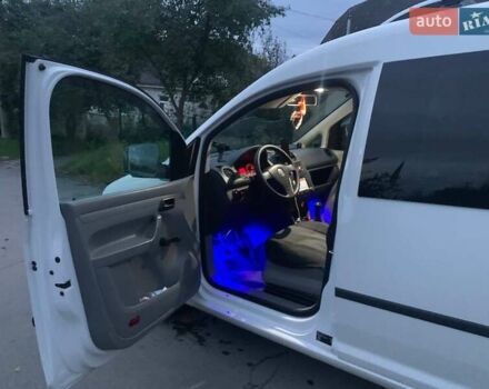 Белый Фольксваген Кадди, объемом двигателя 1.39 л и пробегом 239 тыс. км за 6500 $, фото 9 на Automoto.ua