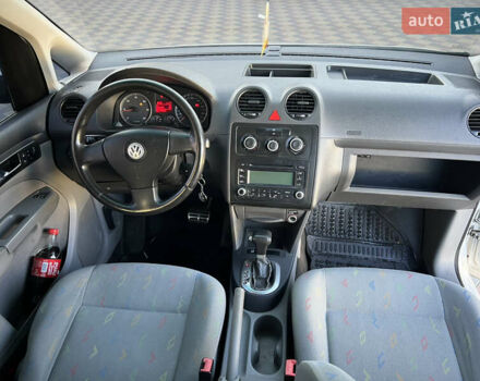 Білий Фольксваген Кадді, об'ємом двигуна 1.9 л та пробігом 294 тис. км за 4800 $, фото 18 на Automoto.ua