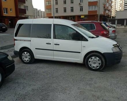 Белый Фольксваген Кадди, объемом двигателя 2 л и пробегом 300 тыс. км за 5100 $, фото 7 на Automoto.ua