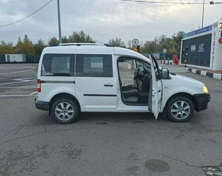 Белый Фольксваген Кадди, объемом двигателя 1.97 л и пробегом 298 тыс. км за 5700 $, фото 5 на Automoto.ua