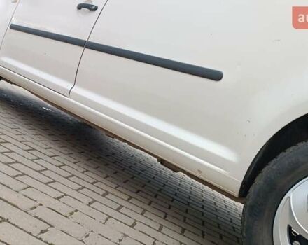 Фольксваген Кадди 2008 в Сарнах на Automoto.ua Белый Фольксваген Кадди, объемом двигателя 2 л и пробегом 380 тыс. км за 7500 $, фото 34 на Automoto.ua