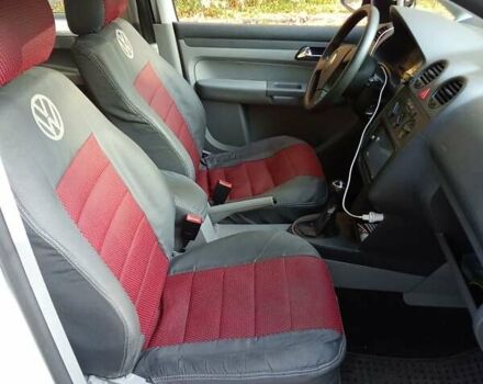 Белый Фольксваген Кадди, объемом двигателя 2 л и пробегом 278 тыс. км за 5990 $, фото 2 на Automoto.ua