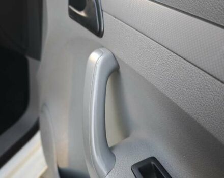 Білий Фольксваген Кадді, об'ємом двигуна 2 л та пробігом 276 тис. км за 6100 $, фото 8 на Automoto.ua