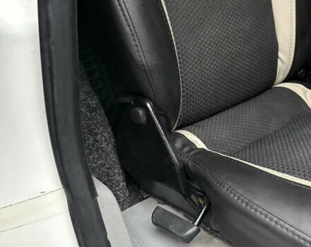 Белый Фольксваген Кадди, объемом двигателя 1.9 л и пробегом 288 тыс. км за 7300 $, фото 37 на Automoto.ua