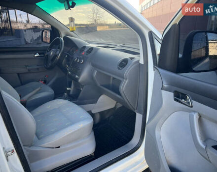 Білий Фольксваген Кадді, об'ємом двигуна 1.9 л та пробігом 294 тис. км за 4800 $, фото 15 на Automoto.ua