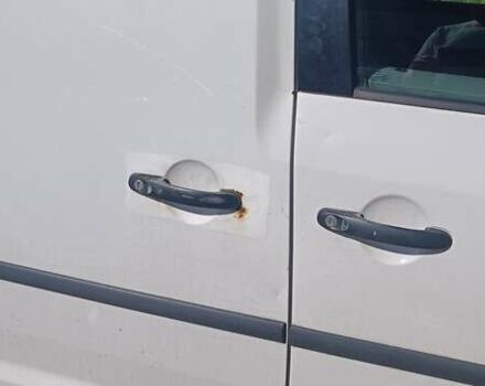 Белый Фольксваген Кадди, объемом двигателя 1.4 л и пробегом 395 тыс. км за 4800 $, фото 13 на Automoto.ua