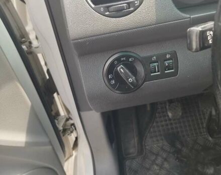 Белый Фольксваген Кадди, объемом двигателя 1.6 л и пробегом 450 тыс. км за 5000 $, фото 13 на Automoto.ua