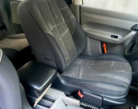 Белый Фольксваген Кадди, объемом двигателя 1.9 л и пробегом 288 тыс. км за 7600 $, фото 1 на Automoto.ua