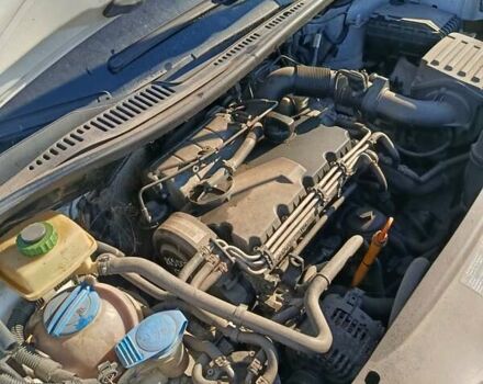 Белый Фольксваген Кадди, объемом двигателя 1.97 л и пробегом 271 тыс. км за 2700 $, фото 4 на Automoto.ua