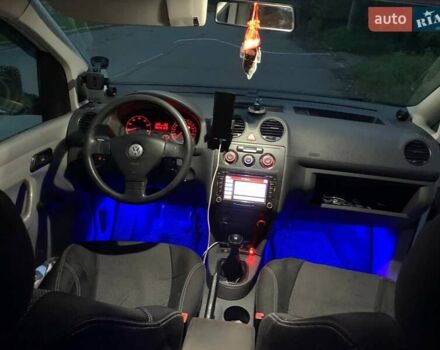 Белый Фольксваген Кадди, объемом двигателя 1.39 л и пробегом 239 тыс. км за 6500 $, фото 4 на Automoto.ua