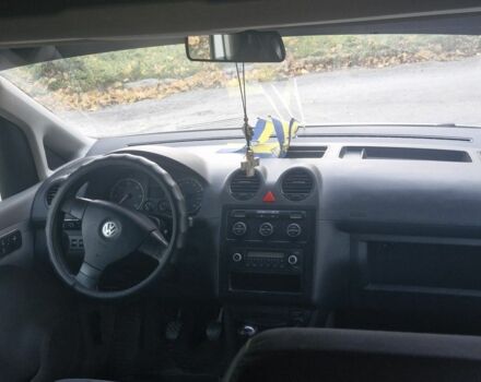 Білий Фольксваген Кадді, об'ємом двигуна 1.9 л та пробігом 326 тис. км за 7600 $, фото 4 на Automoto.ua