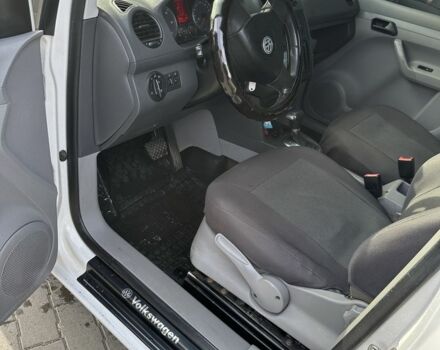 Белый Фольксваген Кадди, объемом двигателя 1.9 л и пробегом 270 тыс. км за 7999 $, фото 6 на Automoto.ua