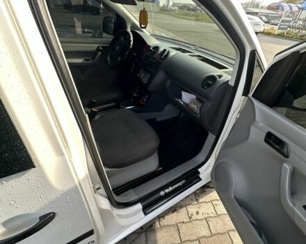 Белый Фольксваген Кадди, объемом двигателя 1.9 л и пробегом 270 тыс. км за 7999 $, фото 3 на Automoto.ua