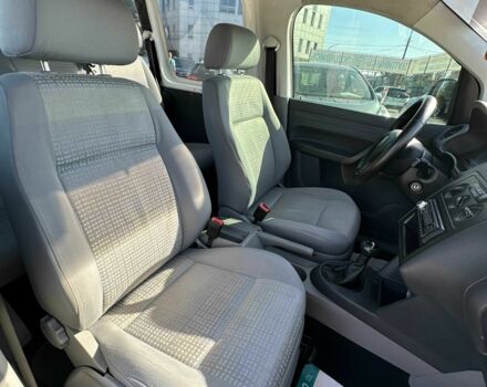 Фольксваген Кадди 2008 в Кривом Роге на Automoto.ua Белый Фольксваген Кадди, объемом двигателя 1.4 л и пробегом 263 тыс. км за 5900 $, фото 8 на Automoto.ua