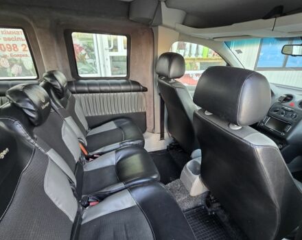 Білий Фольксваген Кадді, об'ємом двигуна 2 л та пробігом 381 тис. км за 5700 $, фото 17 на Automoto.ua