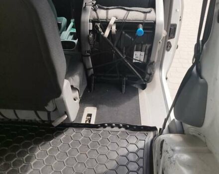 Белый Фольксваген Кадди, объемом двигателя 1.6 л и пробегом 450 тыс. км за 5000 $, фото 11 на Automoto.ua