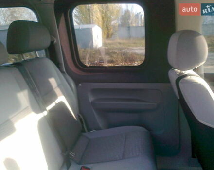 Белый Фольксваген Кадди, объемом двигателя 1.97 л и пробегом 252 тыс. км за 8300 $, фото 16 на Automoto.ua