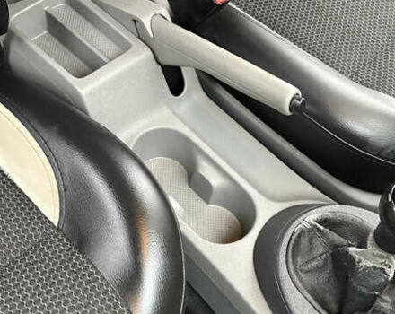 Белый Фольксваген Кадди, объемом двигателя 1.9 л и пробегом 288 тыс. км за 7300 $, фото 44 на Automoto.ua