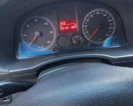 Белый Фольксваген Кадди, объемом двигателя 2 л и пробегом 250 тыс. км за 6600 $, фото 1 на Automoto.ua