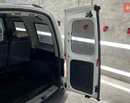 Білий Фольксваген Кадді, об'ємом двигуна 1.98 л та пробігом 335 тис. км за 5750 $, фото 1 на Automoto.ua