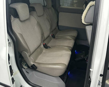 Білий Фольксваген Кадді, об'ємом двигуна 1.9 л та пробігом 183 тис. км за 9300 $, фото 7 на Automoto.ua